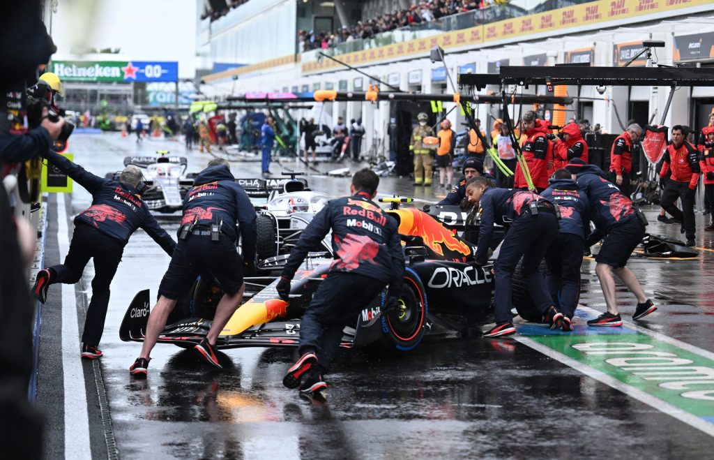 Nel corso degli ultimi giorni, in F1 si è sentito spesso utilizzare il termine "budget cap"; ma cos'è e come funziona?