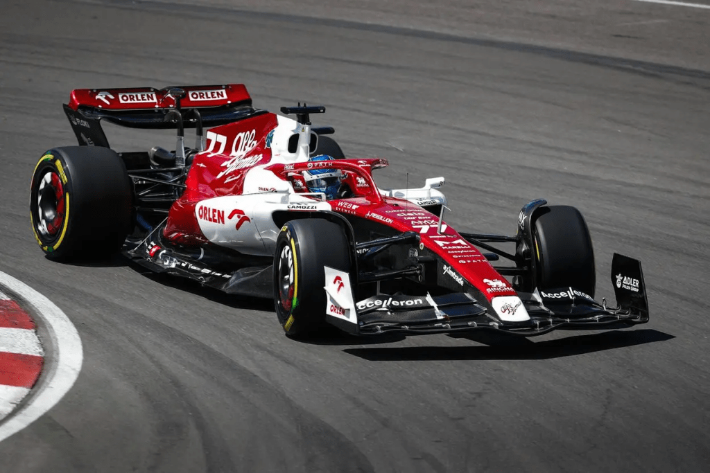 Valtteri Bottas ha detto che l'attesa tesa per sapere se l'Alfa Romeo si fosse assicurata il sesto posto nella classifica costruttori gli ha ricordato il controverso risultato del campionato piloti dello scorso anno.