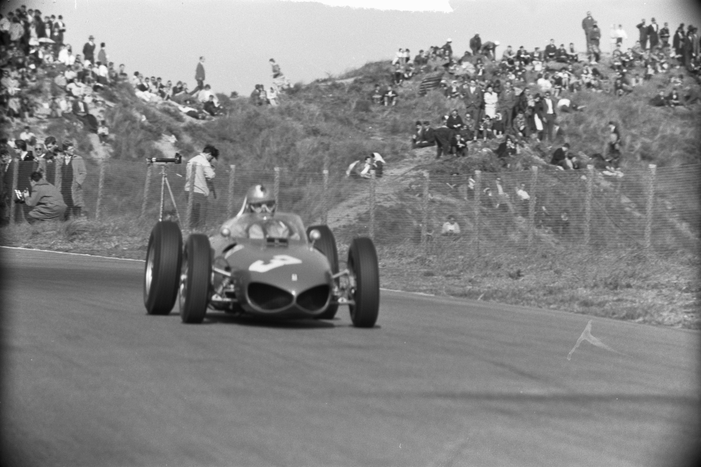 Wolfgang Von Trips al volante della Ferrari in Olanda nel 1961