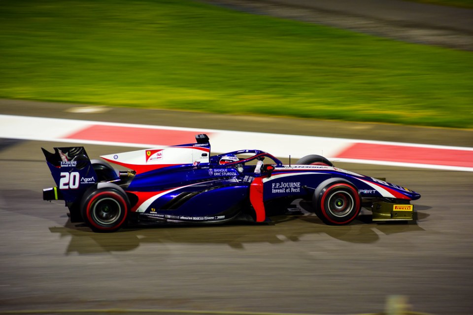 Alesi alla guida della Trident