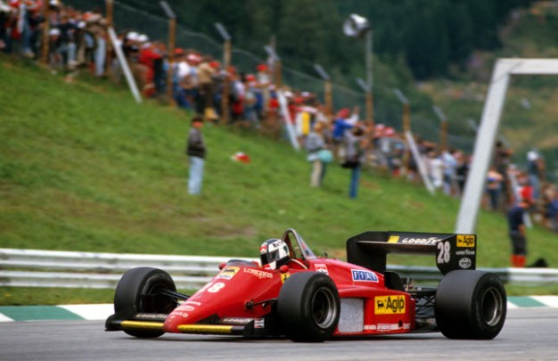Può la vita di un pilota cambiare più volte forma nel corso di un solo GP? questa è la storia di Stefan Johansson: leggenda per un minuto