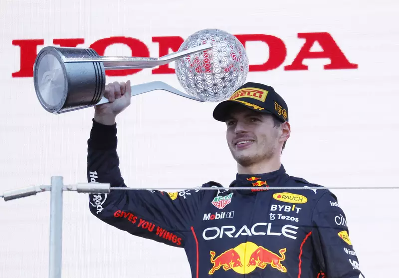 Max Verstappen ha finalmente riconosciuto l’ovvio: ovvero che in alcune occasioni è bello avere un’auto dominante che permetta di vincere senza troppi intoppi.