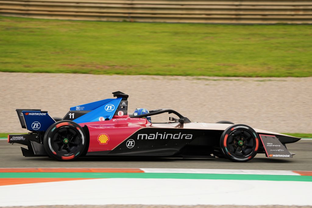 Di Grassi in pista con la Mahindra a Valencia