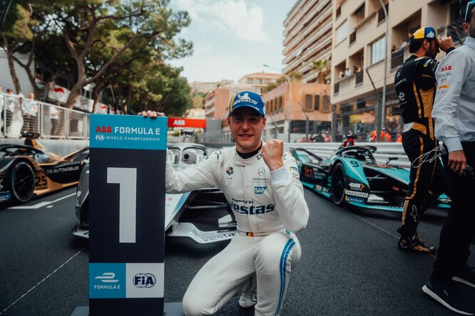 La Mercedes ha scelto di ritirarsi dalla Formula E alla fine del 2022, dopo aver trascorso tre anni nella categoria.