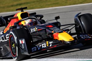 Max Verstappen Red Bull RB18 Honda F1 Testing Barcellona F1 Formula 1 1024x683 1