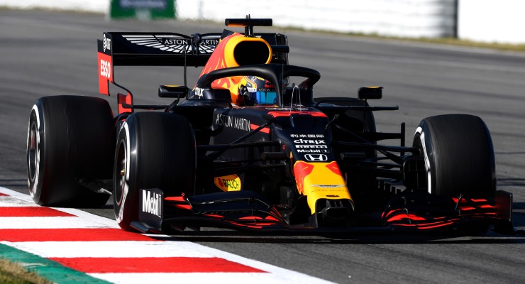 Il pilota Williams ha parlato del suo periodo sfortunato in Red Bull e delle caratteristiche delle vetture "costruite attorno" allo stile di guida di Max Verstappen.