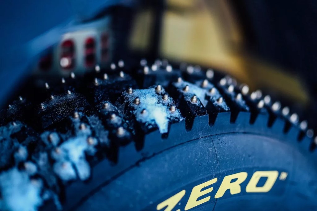ice tyre 1