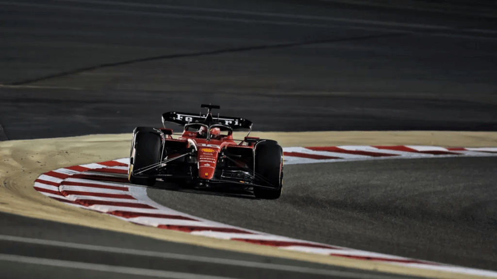 La Ferrari ha sfoggiato alcuni insoliti supporti dell'ala anteriore verso la fine del primo giorno di test in Bahrain. Ecco esattamente cosa sono.