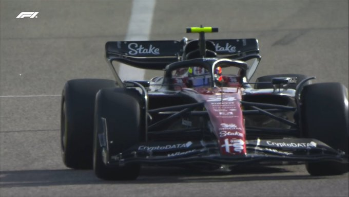 F1 | LIVE - Test Bahrain Day 2 - pomeriggio: Zhou in prima posizione, secondo Verstappen