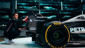 problemi motore nuova Mercedes W14 durante shakedown clamoroso flop debutto Russell ritardato Hamilton saltato 1200x675 1