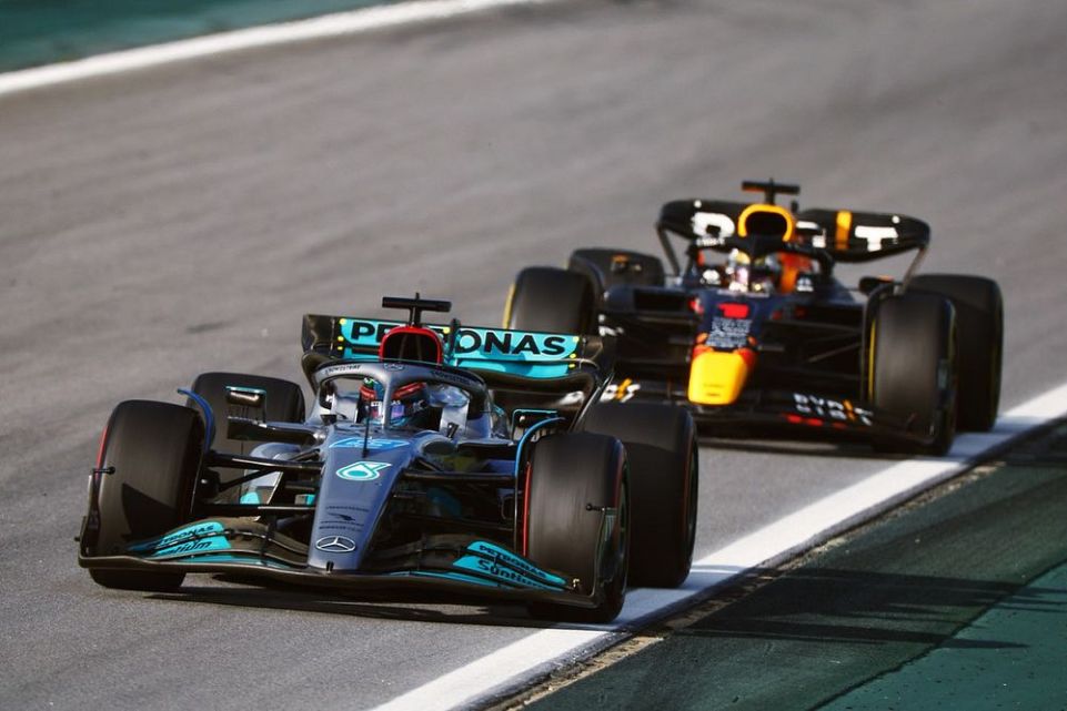 Mercedes Red Bull galleria del vento