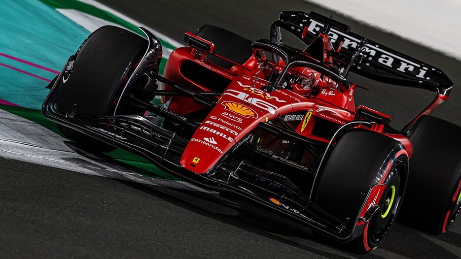 Frederic Vasseur si schiera contro le gerarchie. In Ferrari entrambi i piloti avranno le stesse possibilità.