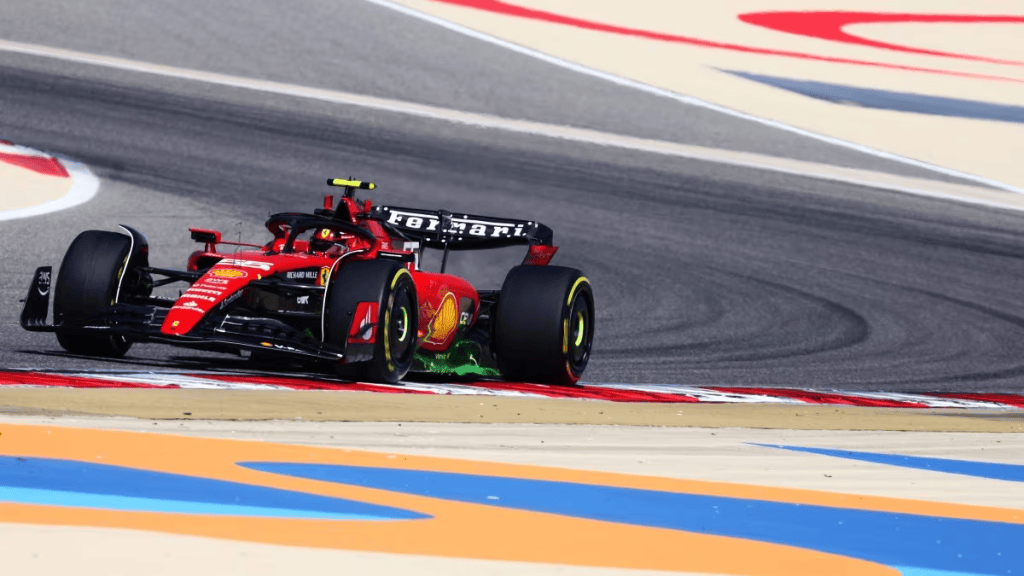 La stagione 2023 sta per iniziare e dopo la preseason la Red Bull è la grande favorita. Ma dalla scuderia austriaca fanno notare che la Ferrari ha fatto un passo avanti e può essere superiore a loro sui rettilinei, anche se confidano che le prestazioni generali della RB19 siano superiori a quelle della SF-23. 