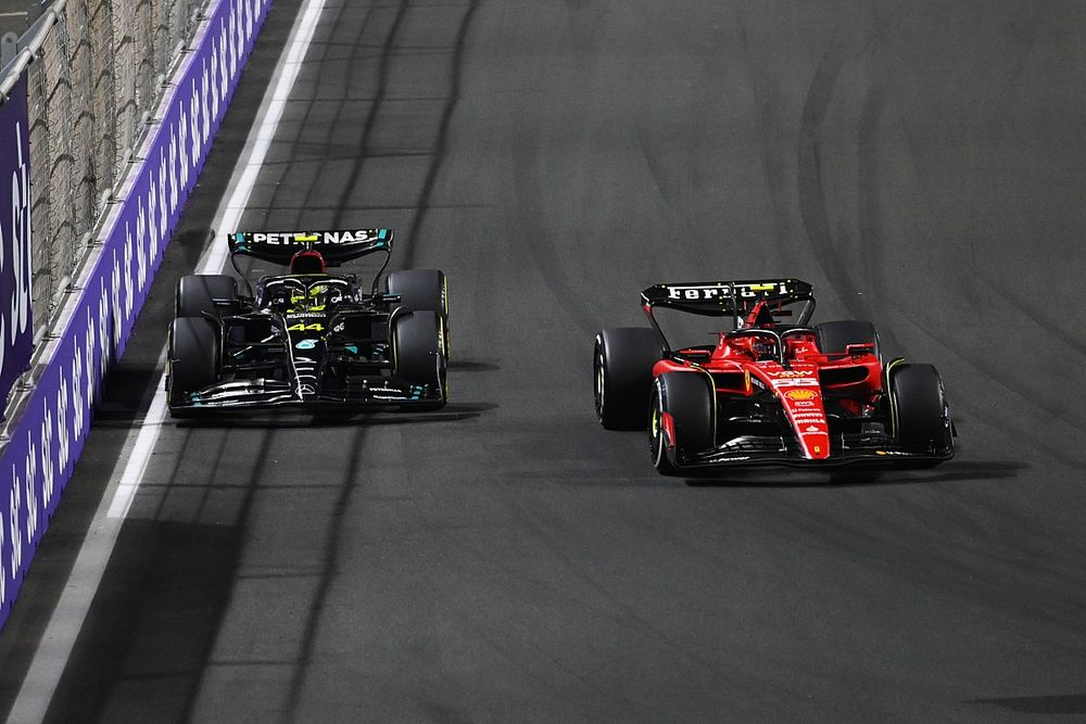 sainz e hamilton