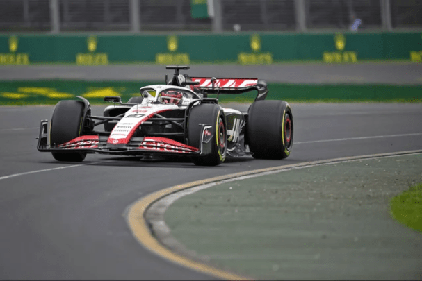 I team motorizzati Ferrari hanno seguito il team di Maranello portando nuove componenti della power unit in vista del Gran Premio d'Australia.