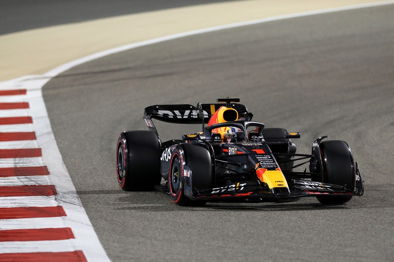 Max Verstappen ha iniziato la stagione 2023 nel migliore dei modi, conquistando la Pole position nel GP del Bahrain. L'attuale campione del mondo ha chiarito che Red Bull è ad oggi la prima forza.