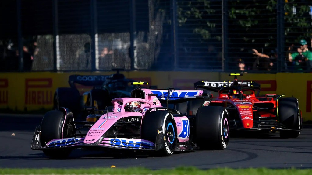Se è vero che la Red Bull ha dominato in lungo e in largo in questo inizio di stagione, la lotta per essere la seconda forza tra Aston Martin, Mercedes e Ferrari sembra tirata. Il Team Principal della scuderia francese è convinto che Alpine può dire la sua.