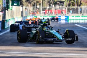 fernandoalonso aston martin baku azerbaijan sprintrace f1 formula1