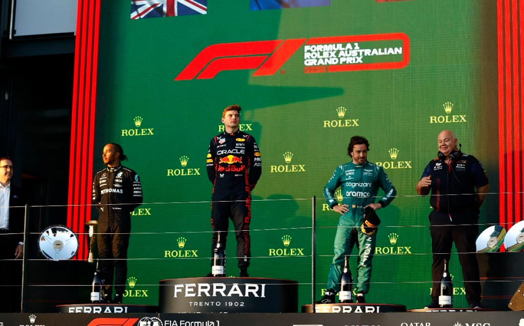 hamilton podio