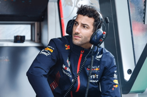 Daniel Ricciardo afferma di non essere turbato dalla mancanza di posti in Formula 1 per il 2024, anche se il terzo pilota della Red Bull mira a tornare nella categoria la prossima stagione.