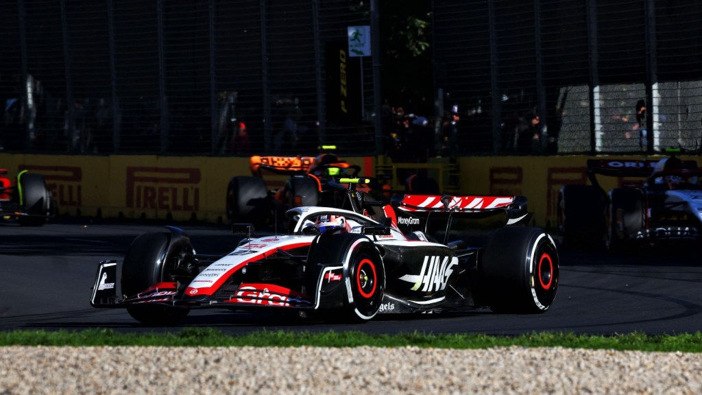 Il Team Principal della Haas Guenther Steiner ha spiegato perché non ha alcun interesse nell'ingaggiare giovani piloti.