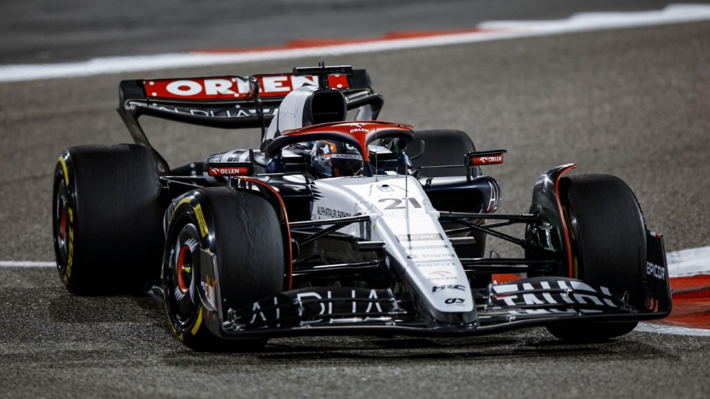 alpha tauri nyck de vries testing bahrain planet f1