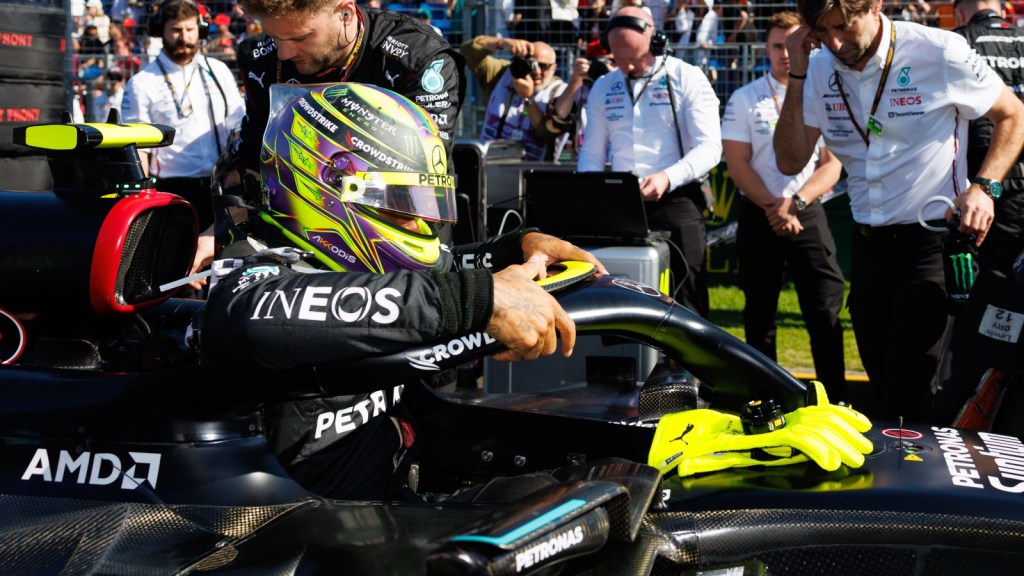 Toto Wolff ha ribadito il suo impegno a garantire un’estensione del contratto per Lewis Hamilton prima della fine del 2023.