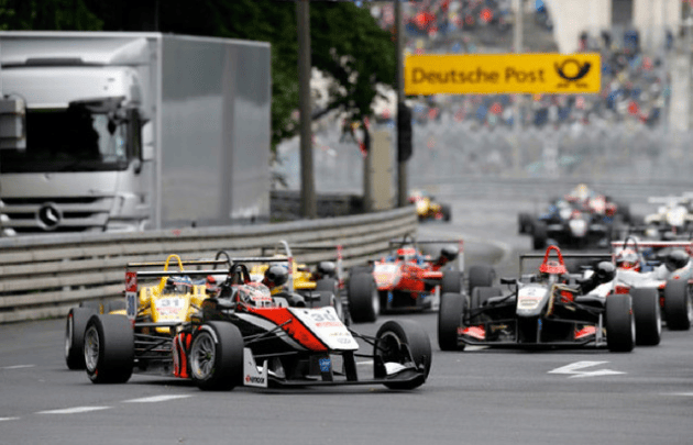 Helmut Marko ha lanciato una frecciata a Toto Wolff, accusandolo di non aver visto il talento di Max Verstappen quando era membro del Campionato Europeo di Formula 3.