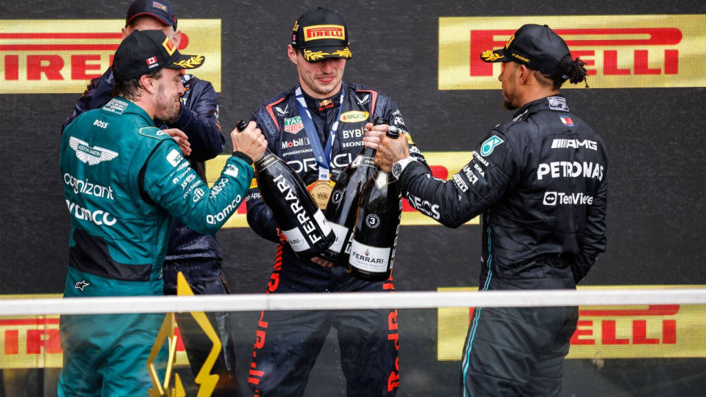 Dopo aver condiviso insieme un podio "iconico" al Gran Premio del Canada, Lewis Hamilton spera di assistere in futuro a un duello più combattuto tra lui e gli altri campioni del mondo: Max Verstappen e Fernando Alonso.