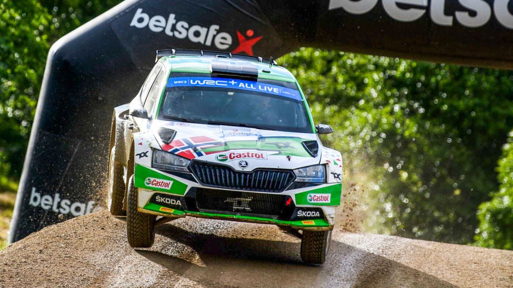 160722 Mikkelsen SAT f6ae6 f 1400x788