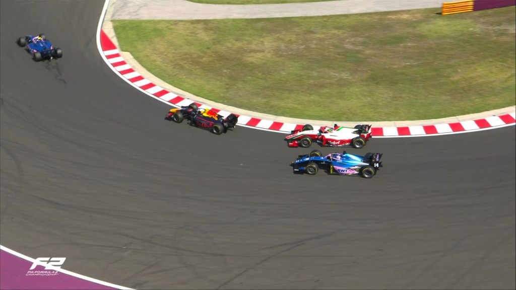 F1pHB1saYAAbOoN
