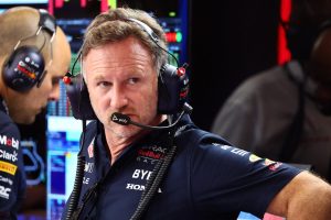christian horner sergioperez maxverstappen redbullracing spielberg austria qualifiche f1 formula1 1200x800 1