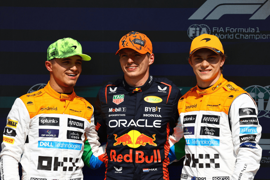 Lando Norris ha elogiato il compagno di squadra della McLaren, Oscar Piastri, dopo che i due sono arrivati rispettivamente secondo e quarto nel Gran Premio di Gran Bretagna.