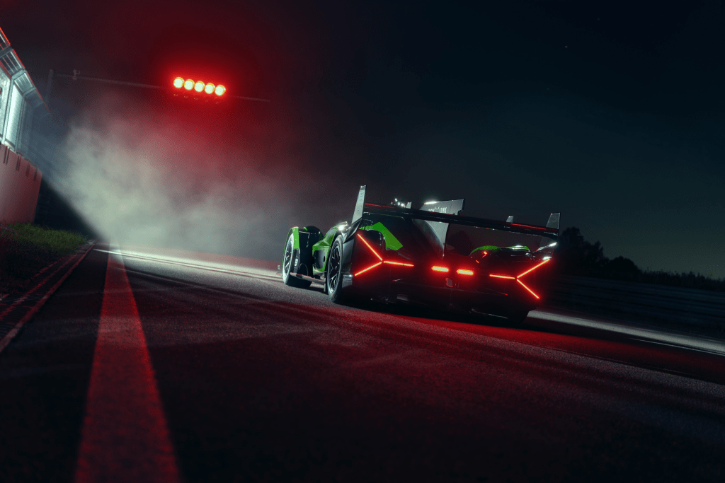 Lamborghini Squadra Corse ha presentato ufficialmente l'LMDh che debutterà in IMSA e nel WEC dalla prossima stagione.