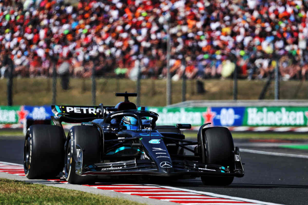 McLaren seconda forza? Russell risponde