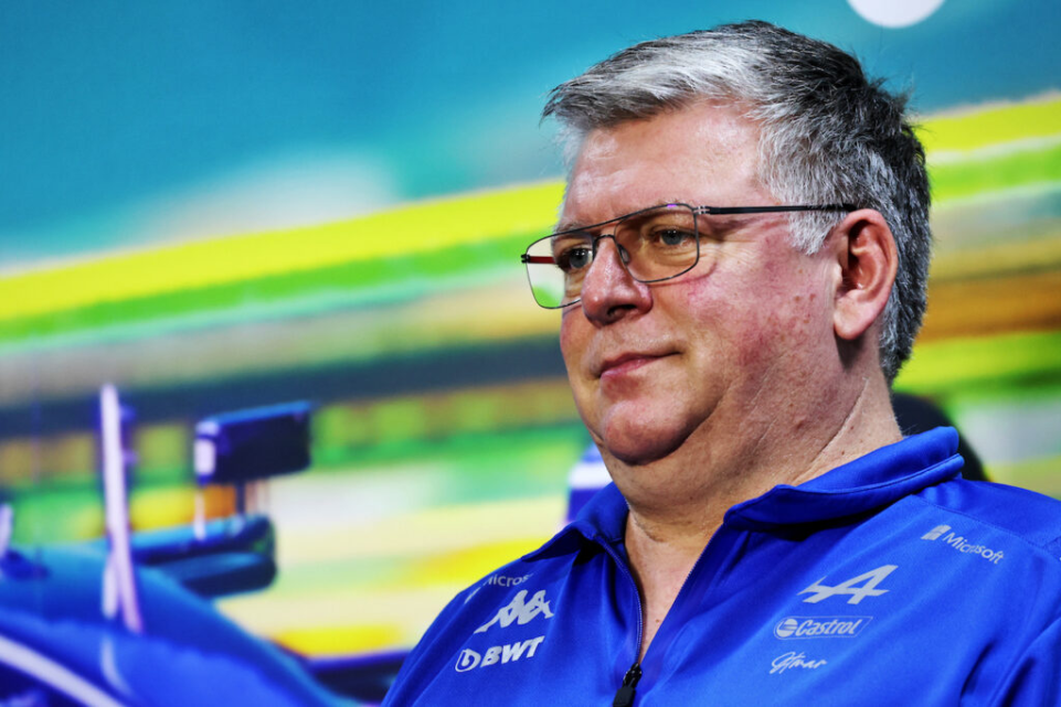 Il team manager di Alpine, Otmar Szafnauer, ricorda che il tempo è la chiave del successo in qualsiasi progetto di Formula 1.