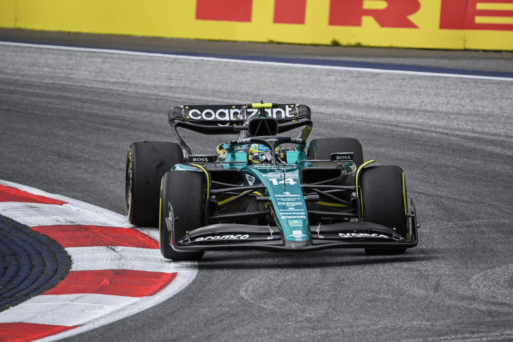 Il valzer delle penalità in Austria è partito da una protesta di Aston Martin, che alla fine dei giochi ne ha tratto benefici. Fernando Alonso ha spiegato che non c’era l’intenzione di colpire nessun team in particolare.