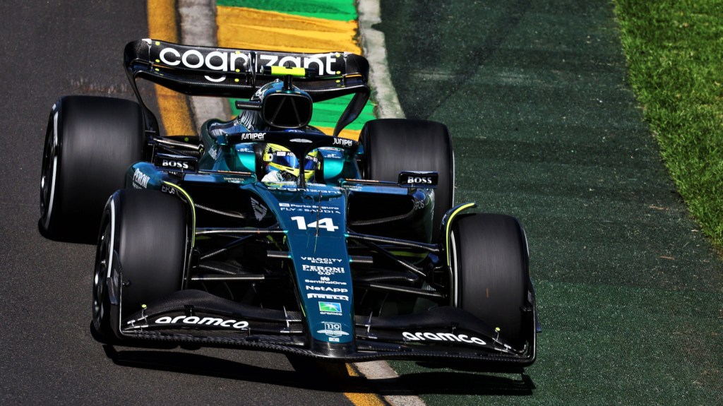 Aston Martin sta lavorando sodo per portare il team in alto e lottare con i top team e, per farlo punta nuovamente su Fernando Alonso.