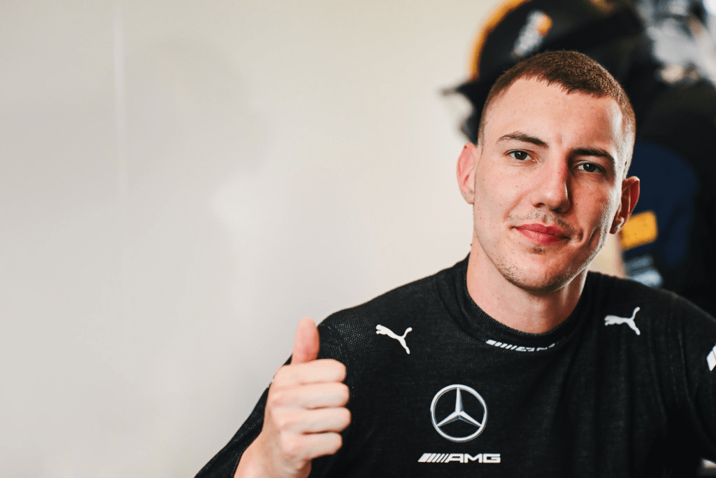 L'avvicinarsi della stagione 2024 alimenta il mercato piloti: questa volta a finire sotto la lente d'ingrandimento sono Frijns e Marciello.