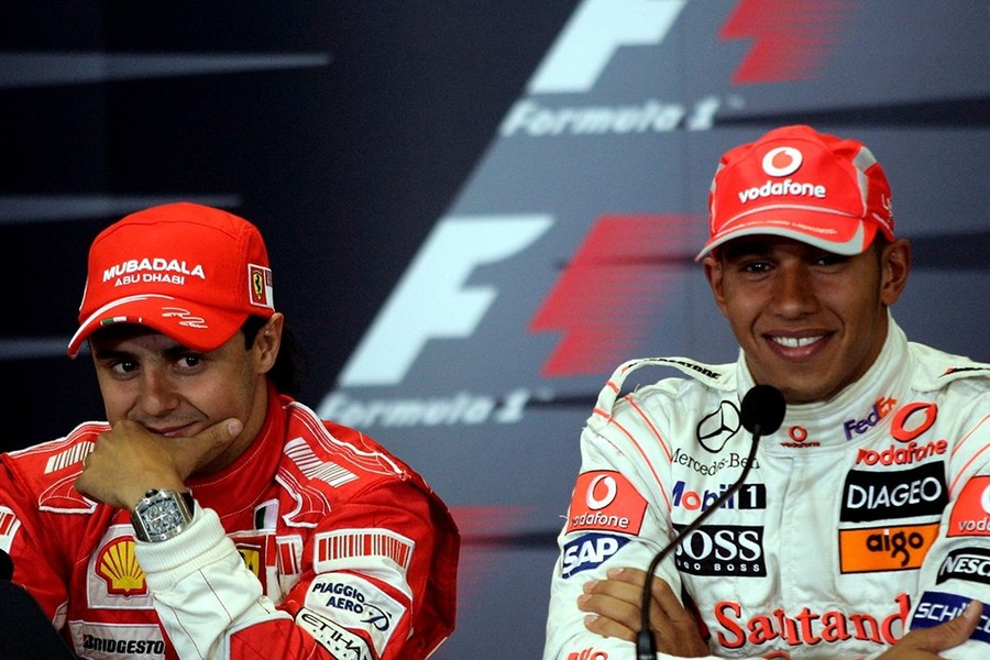 Felipe Massa ha dato il via ad un'importante azione legale contro FIA e Formula 1: oltre ad un risarcimento, Massa vuole il mondiale 2008.