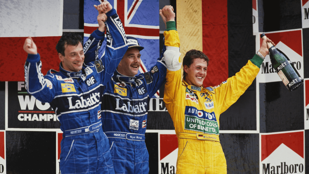 Fernando Alonso non saliva sul podio dal GP del Canada. La sua prestazione nel GP d'Olanda gli ha permesso di tagliare il traguardo come secondo classificato, diventando il pilota con il maggior intervallo di tempo tra il suo primo podio in Formula 1 e l'ultimo ottenuto: vent'anni, cinque mesi e quattro giorni. Michael Schumacher era il detentore di questo record, con vent'anni, tre mesi e due giorni di distanza.
