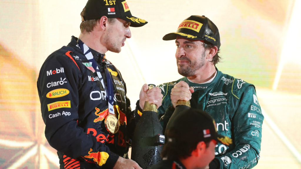 Il due volte campione del mondo Fernando Alonso ritiene che non ci sia una squadra sulla griglia che abbia eguagliato la Red Bull in nessun area quest'anno.