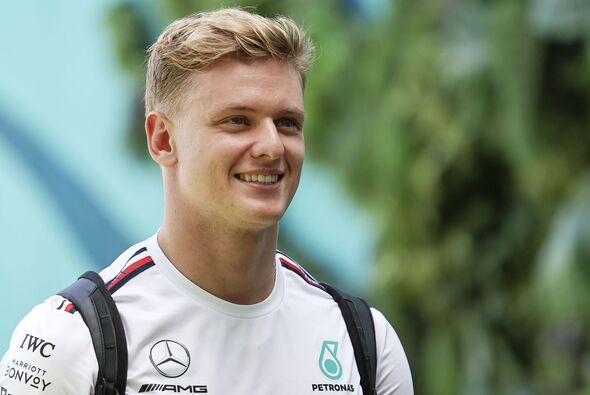Mick Schumacher e il futuro lontano dalla F1: Alpine conferma i contatti con il pilota tedesco per il WEC.
