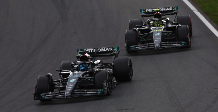 George Russell e Lewis Hamilton correranno insieme in Mercedes almeno fino alla fine del 2025.