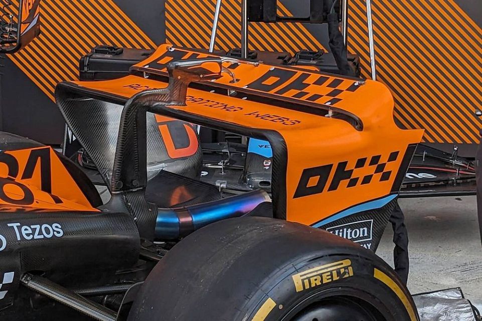 Ala posteriore per silverstone - McLaren 2023