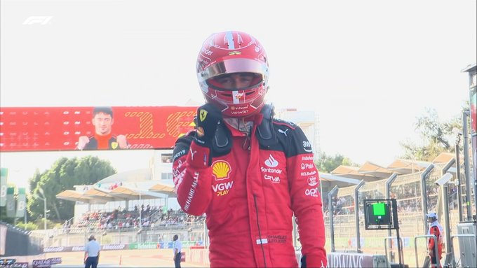 Qualifica firmata Leclerc nel caldo sabato del Messico: una straordinaria Ferrari compie il miracolo e batte Verstappen, sfornando un 1-2. 4° un gran Daniel Ricciardo Qualifica firmata Leclerc nel caldo sabato del Messico: una straordinaria Ferrari compie il miracolo e batte Verstappen, sfornando un 1-2. 4° un gran Daniel Ricciardo