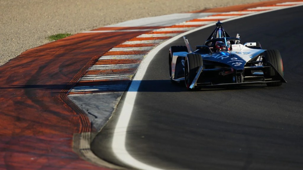 Mitch Evans goes fastest in first session of Valencia test Season 10 of Formula E