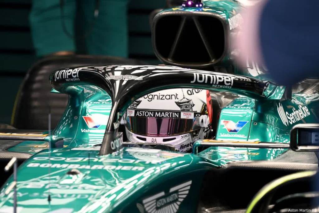 Alonso col casco speciale