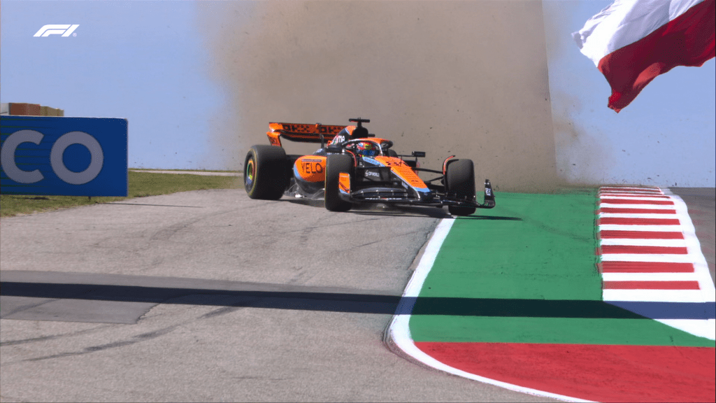 La prima sessione di prove libere del GP degli USA. Prima posizione per Verstappen, seguito a ruota da Leclerc e Hamilton. Attardate le due McLaren.