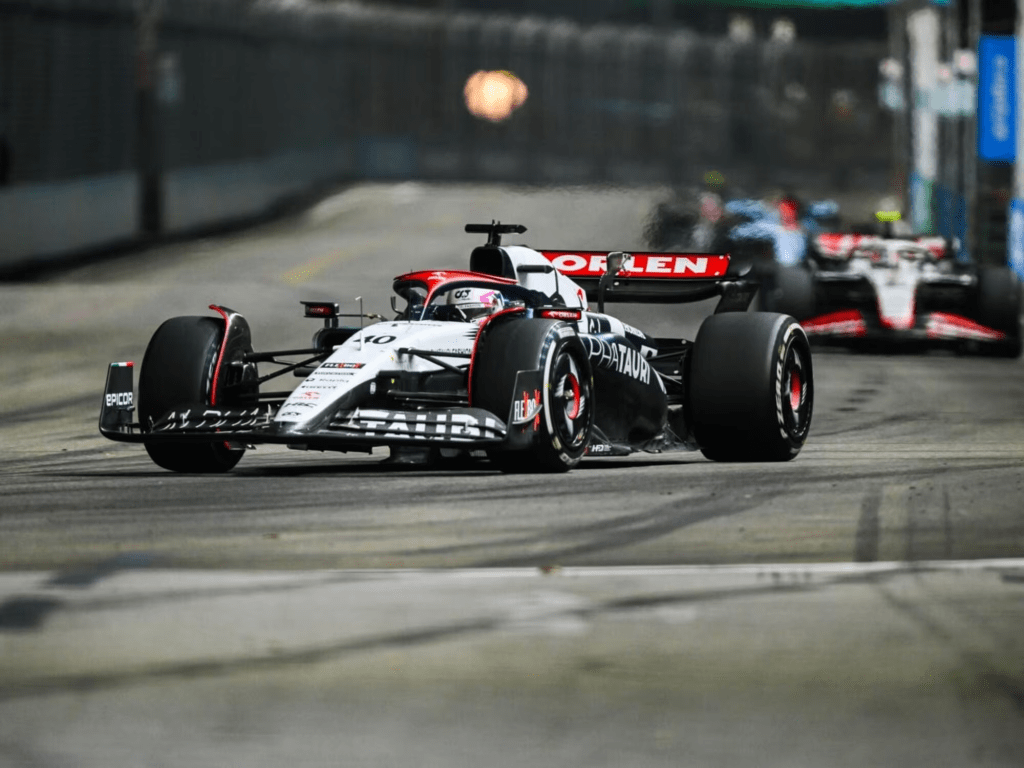 Liam Lawson rimarrà nella line-up dell'AlphaTauri per il Gran Premio del Qatar di questo fine settimana, con Daniel Ricciardo che non ha ancora pienamente recuperato dall’infortunio di Zandvoort.